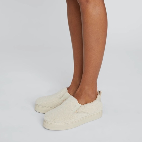 CHLOE LAUREN SLIP-ON SHEARLING SHOE IN MILD BEIGE REAL FUR DYED LAMBSKIN SIZE 9 - Picture 2 of 16